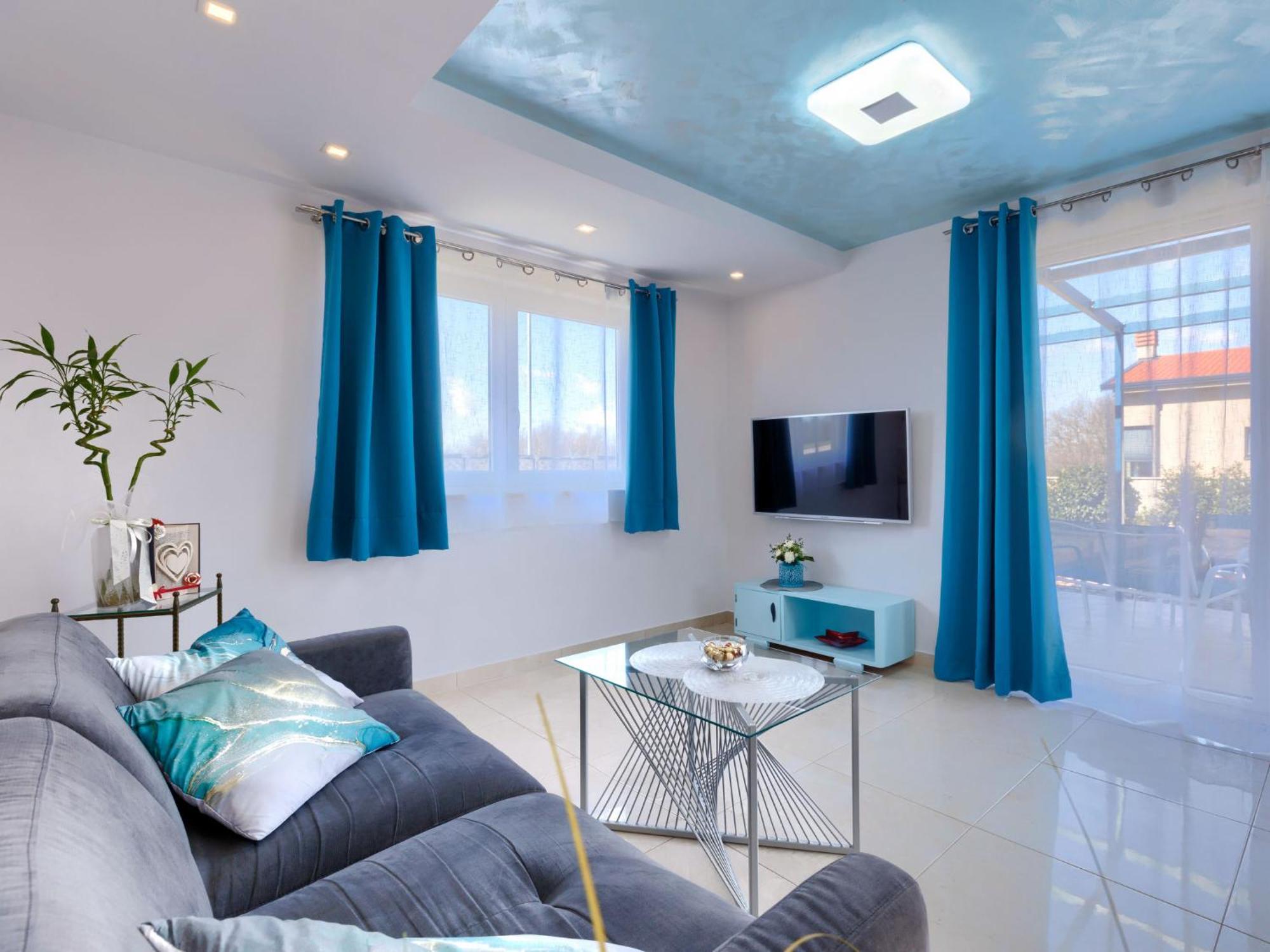 Holiday Home Villa Fenix By Interhome Zminj Ngoại thất bức ảnh