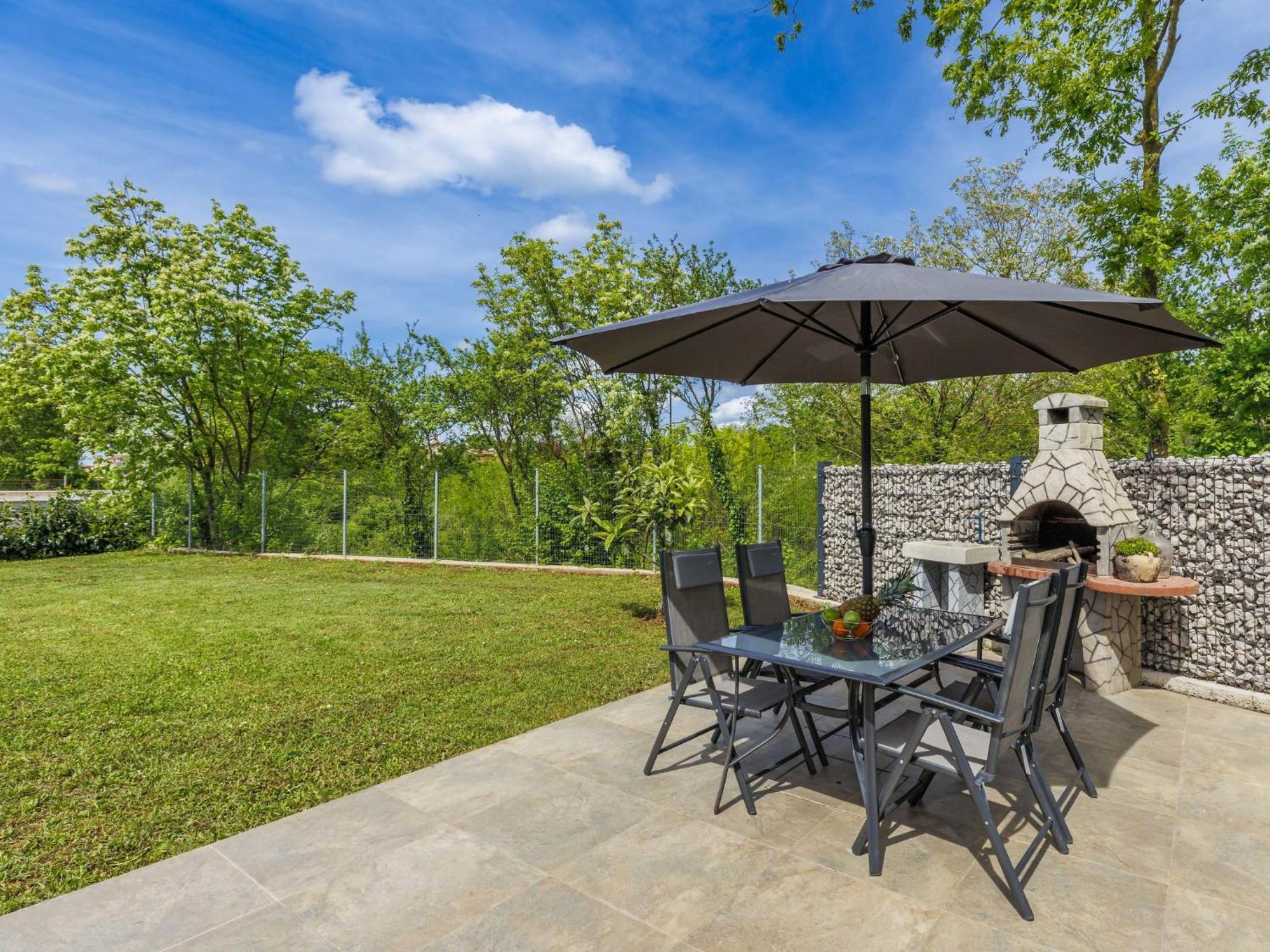 Holiday Home Villa Fenix By Interhome Zminj Ngoại thất bức ảnh